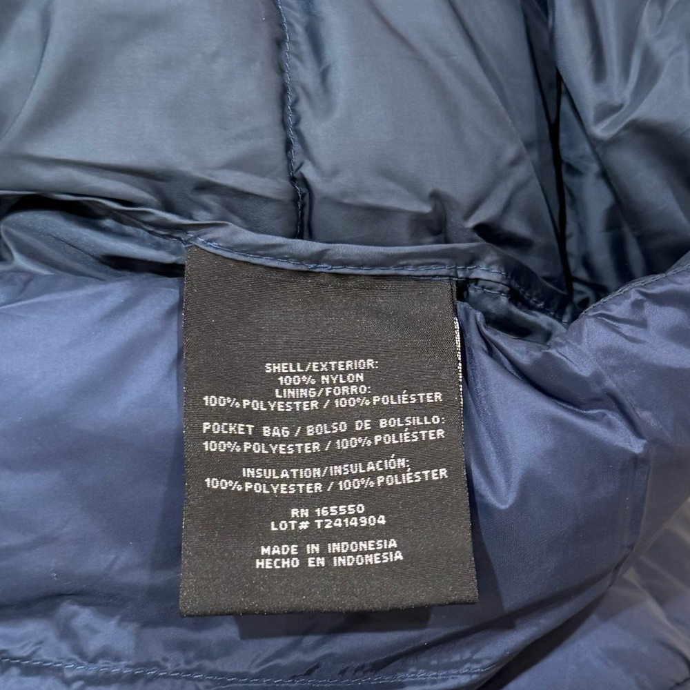 NWT Women’s Lightweight Poly-fill Packable Hooded Jacket.  Moonlit Ocean. Medium - Picture 10 of 11